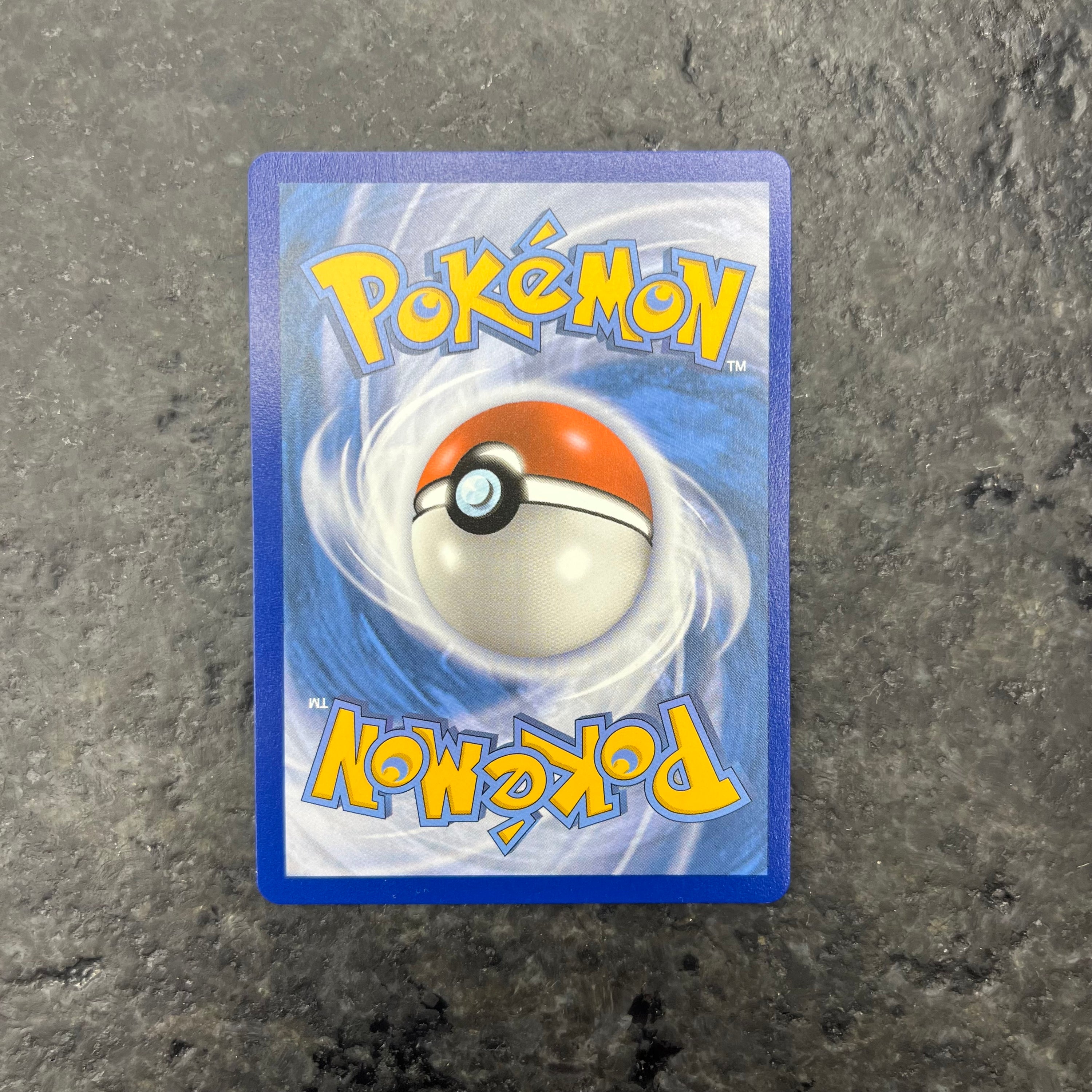 MUK & ALOLAN MUK GX TAG TEAM ALT ART 197/214 (NM)