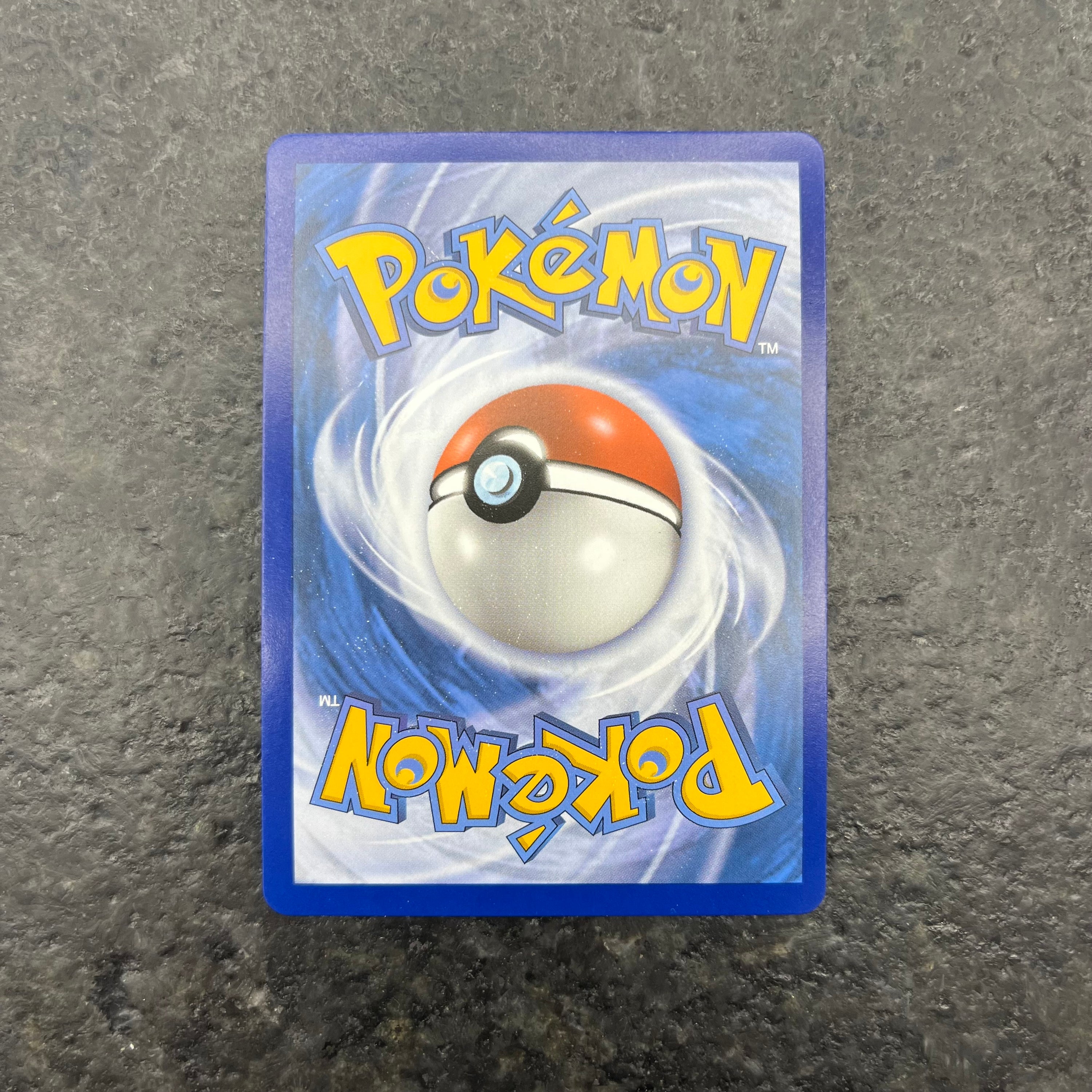 PIKACHU VMAX ALT ART TG17/TG30 (NM)