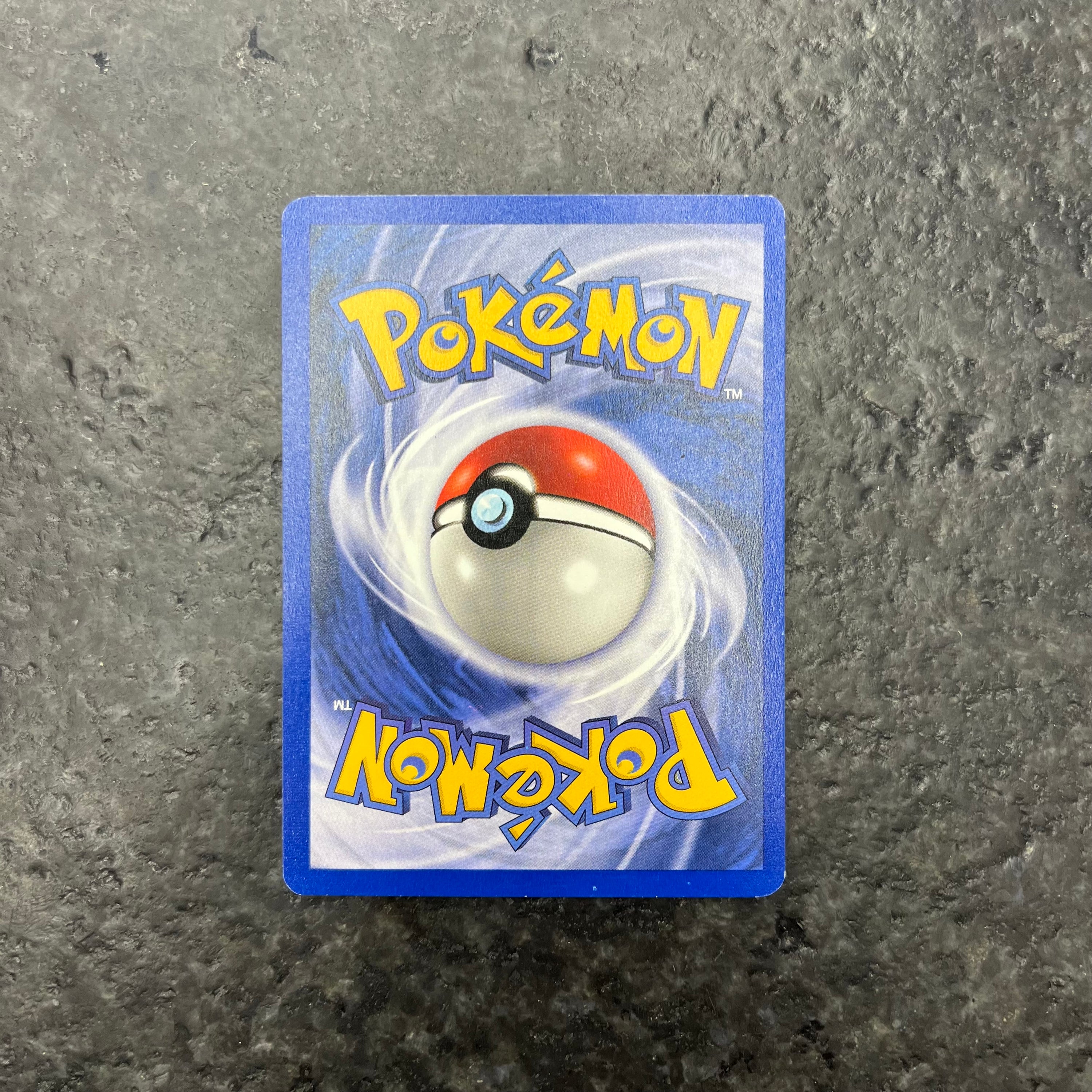 MEWTWO BASE SET HOLO 10/102 (LP)