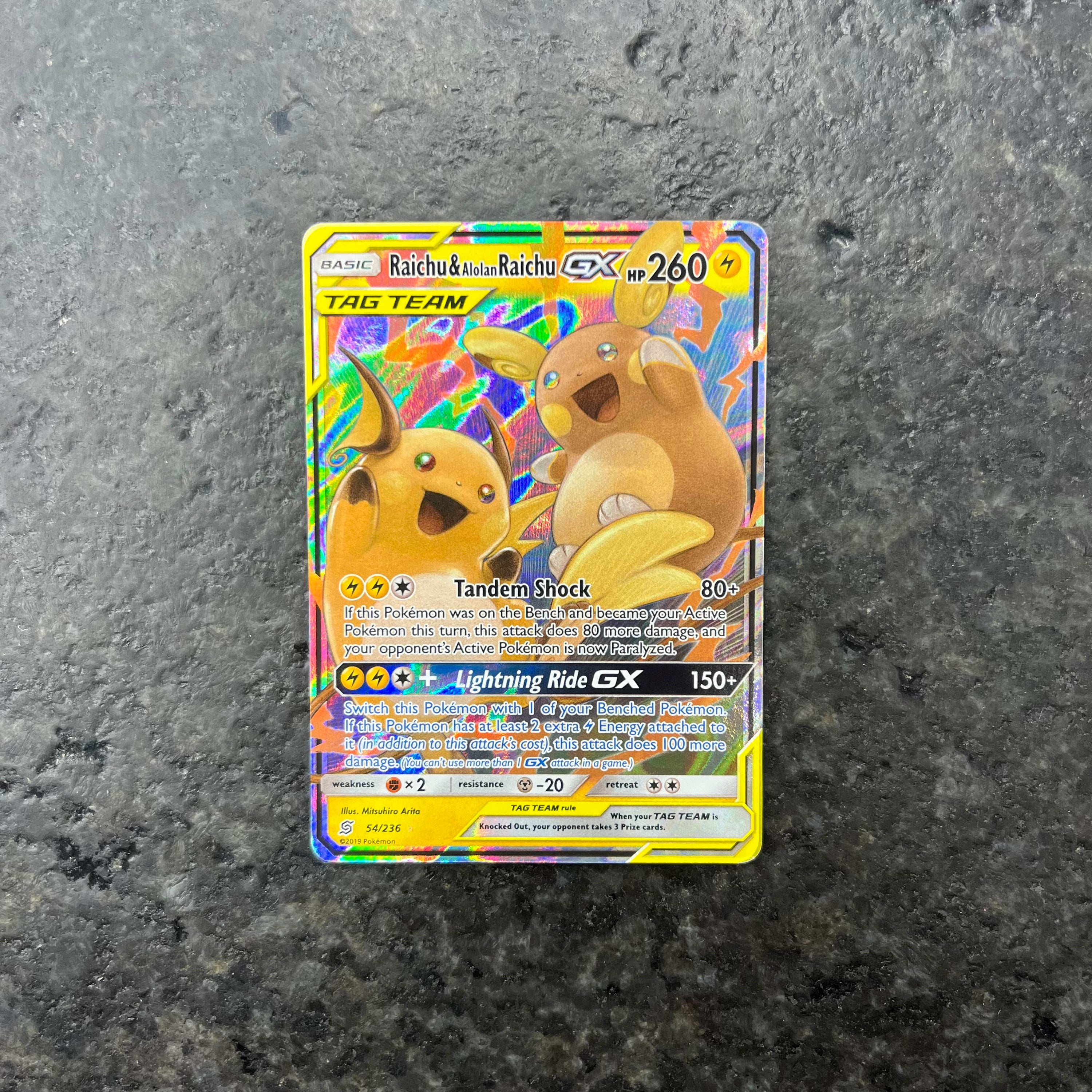 RAICHU & ALOLAN RAICHU GX TAG TEAM 54/236 (NM)