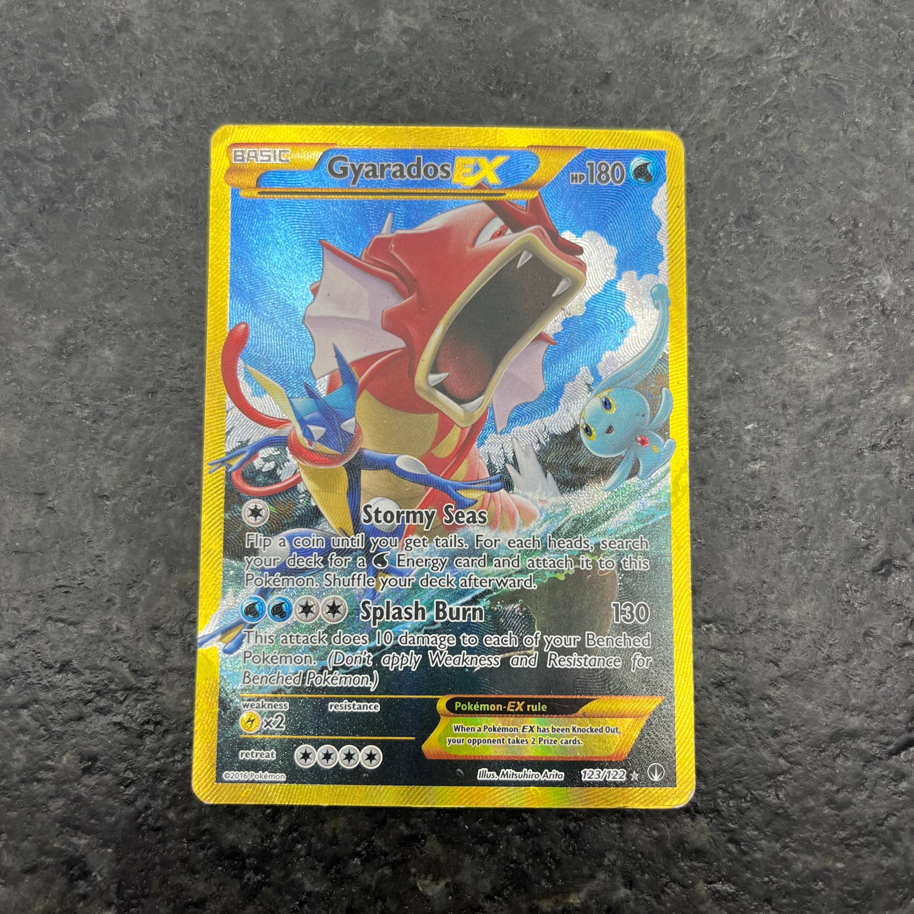 GYARADOS EX SECRET RARE 123/122 (MP-HP)