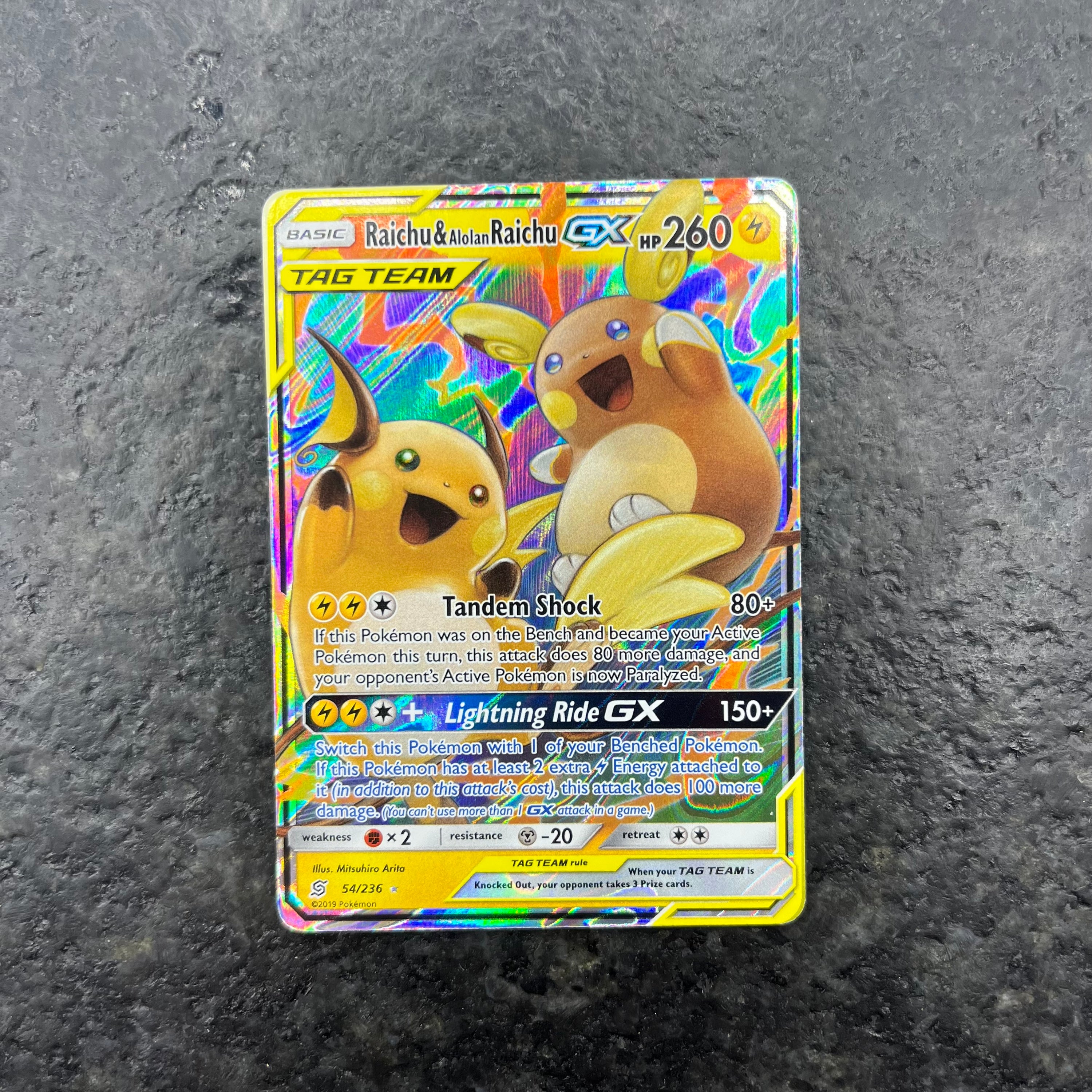 RAICHU & ALOLAN RAICHU GX TAG TEAM 54/236 (NM)