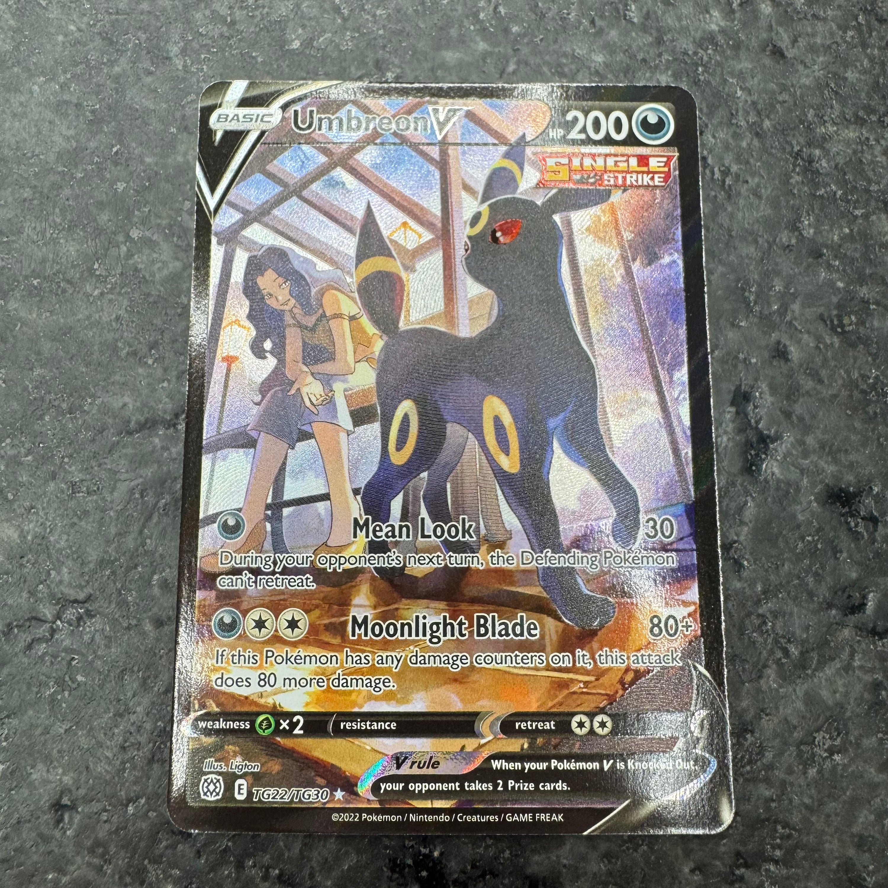UMBREON V TRAINER GALLERY TG22/TG30 (NM)