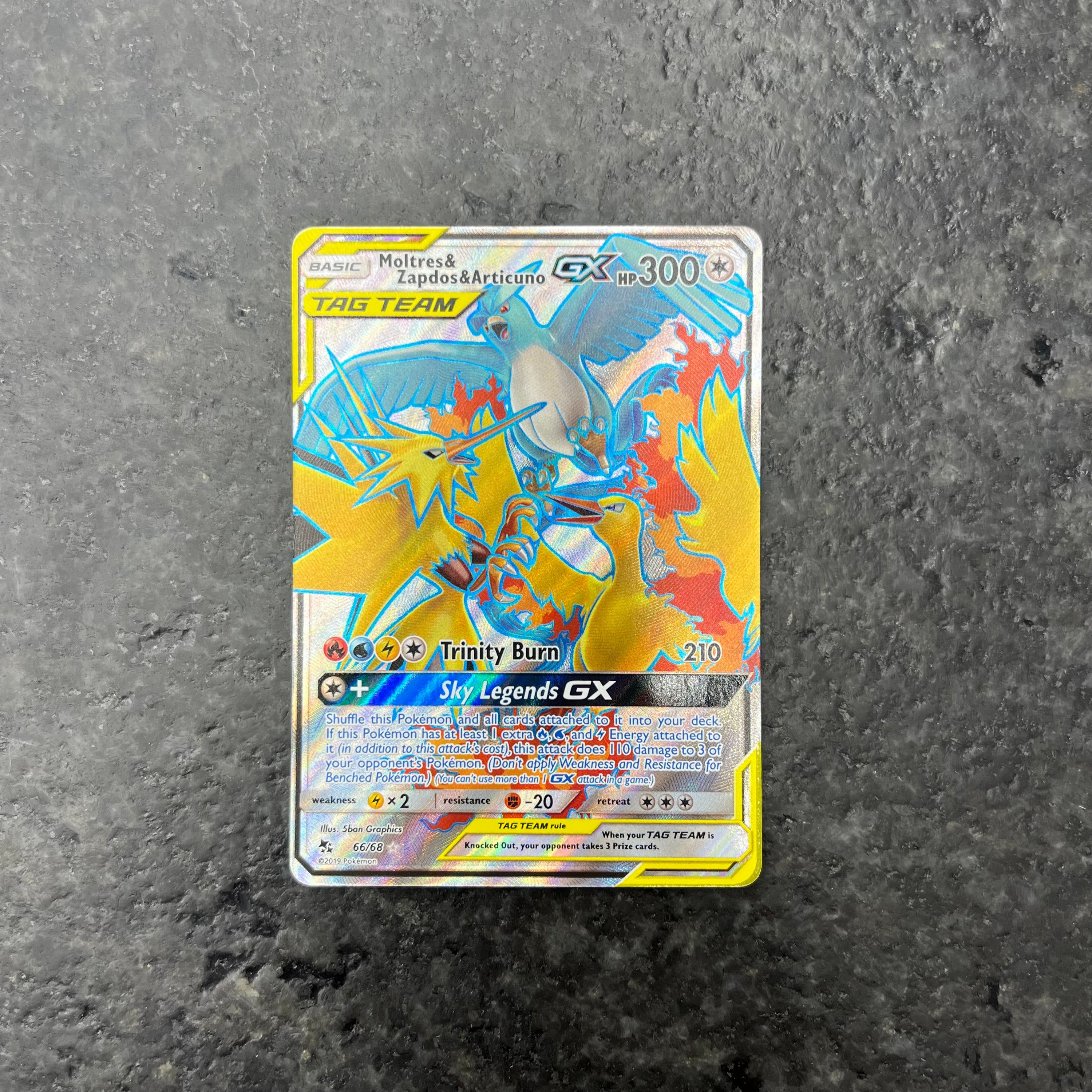 MOLTRES & ZAPDOS & ARTICUNO GX FULL ART 66/68 (NM)