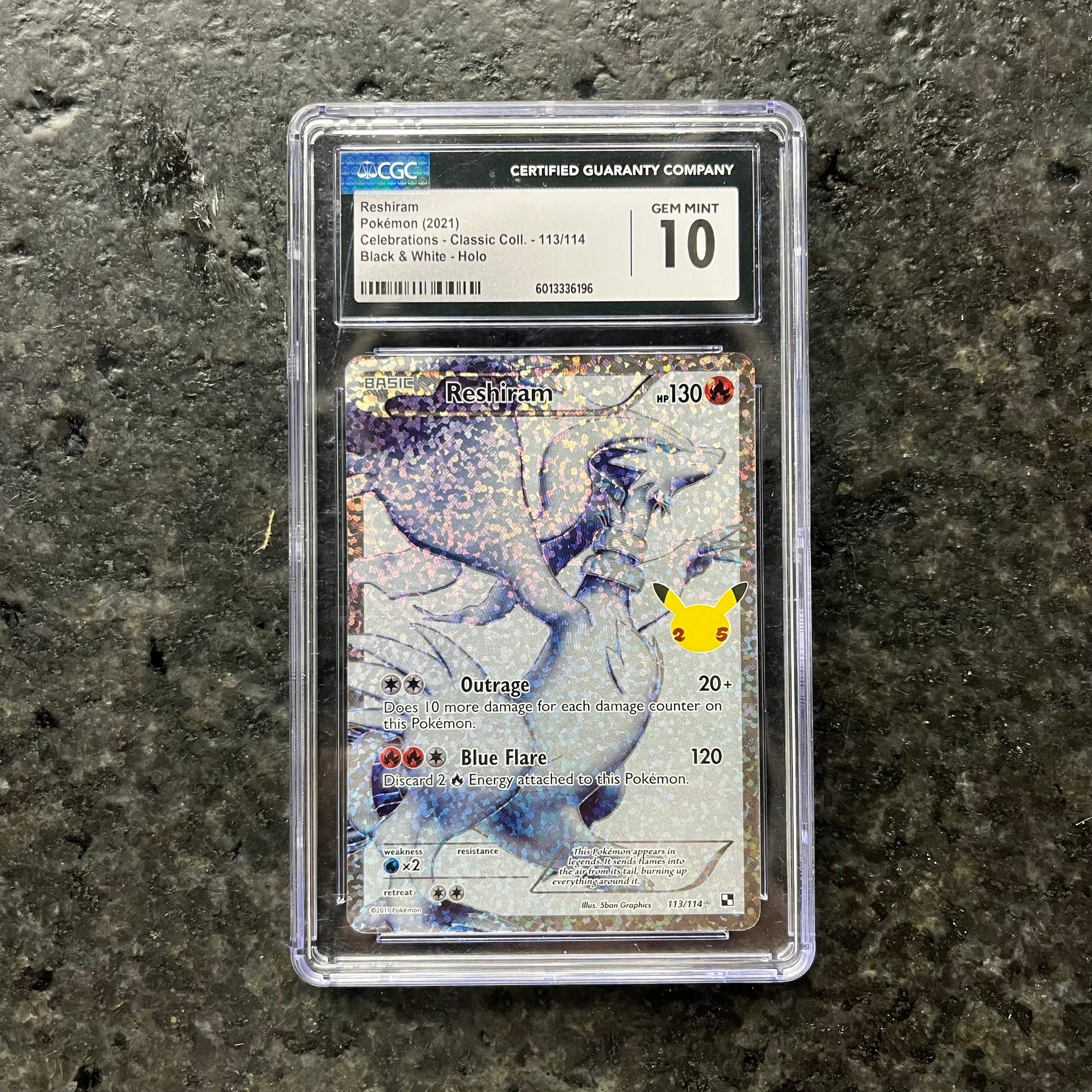 RESHIRAM CELEBRATIONS MONOCHROME FULL ART 113/114 CGC 10