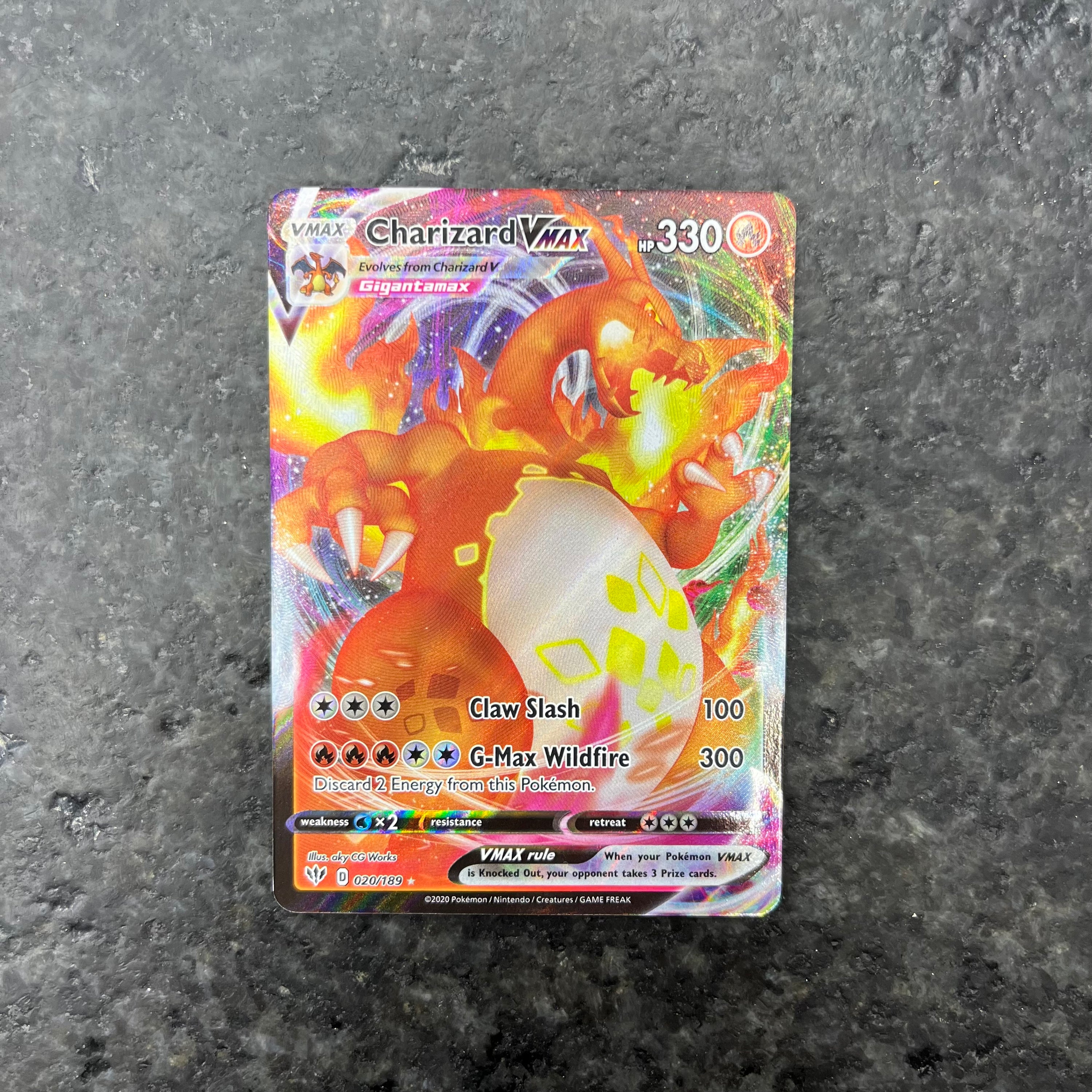 CHARIZARD VMAX 020/189 (NM)