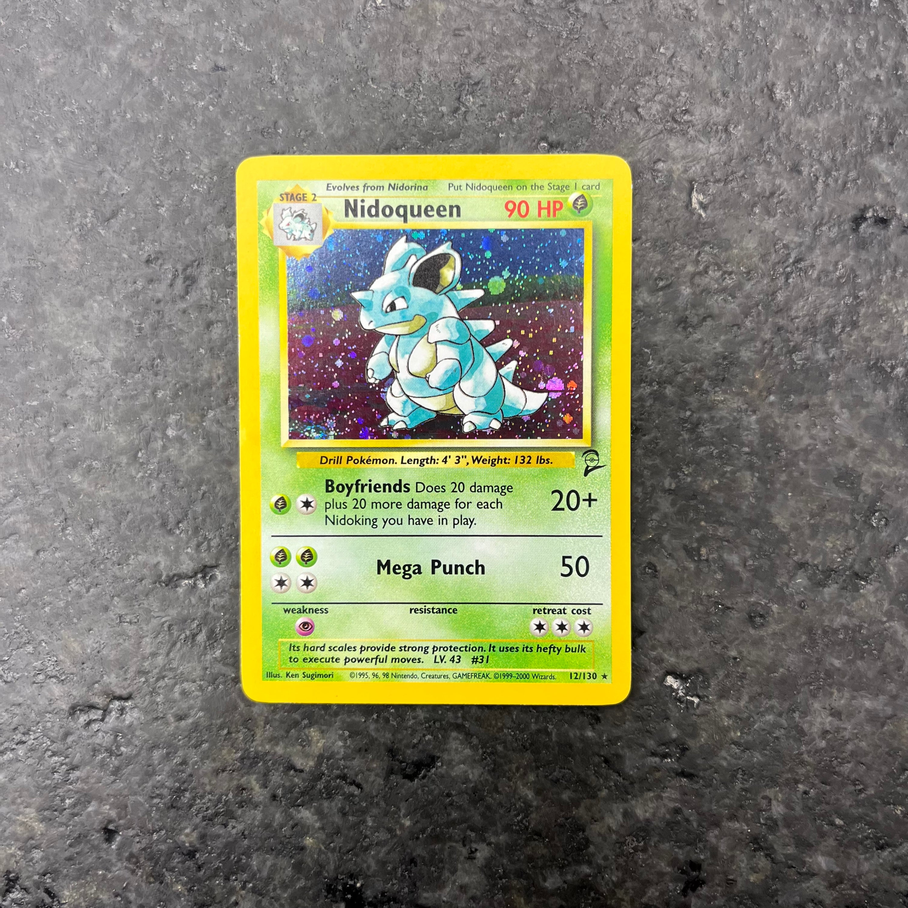 NIDOQUEEN BASE SET 2 HOLO 12/130 (LP)
