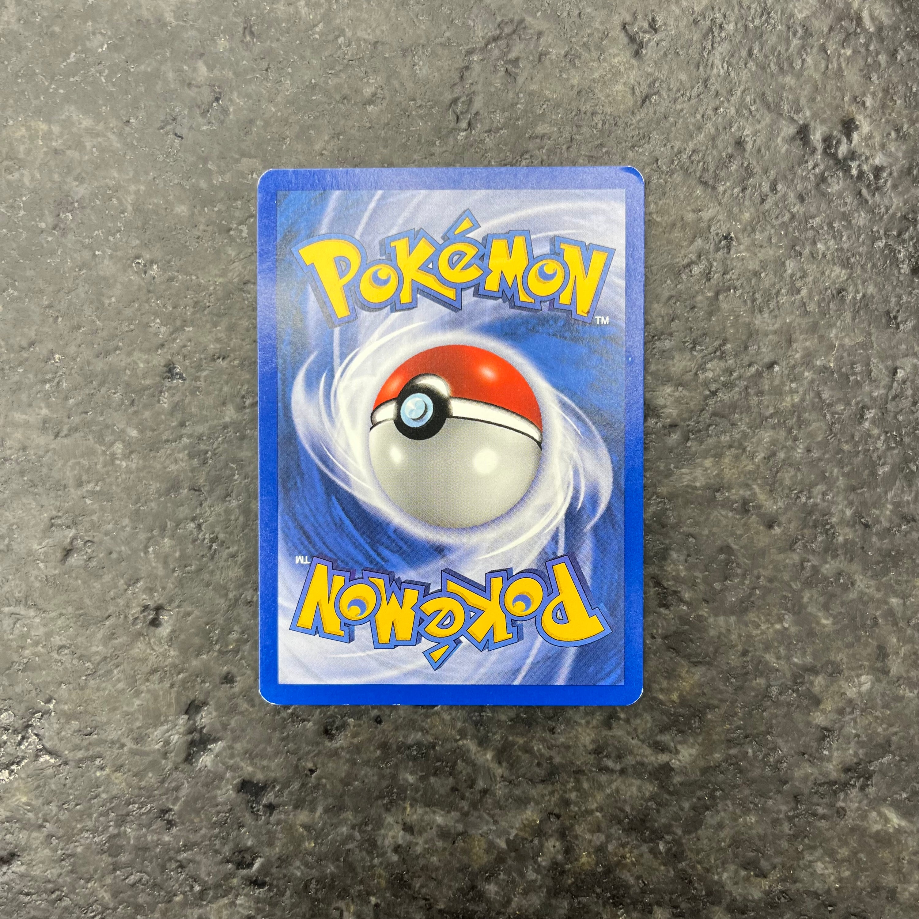 LIGHT AZUMARILL NEO DESTINY SWIRL HOLO 13/105 (NM)