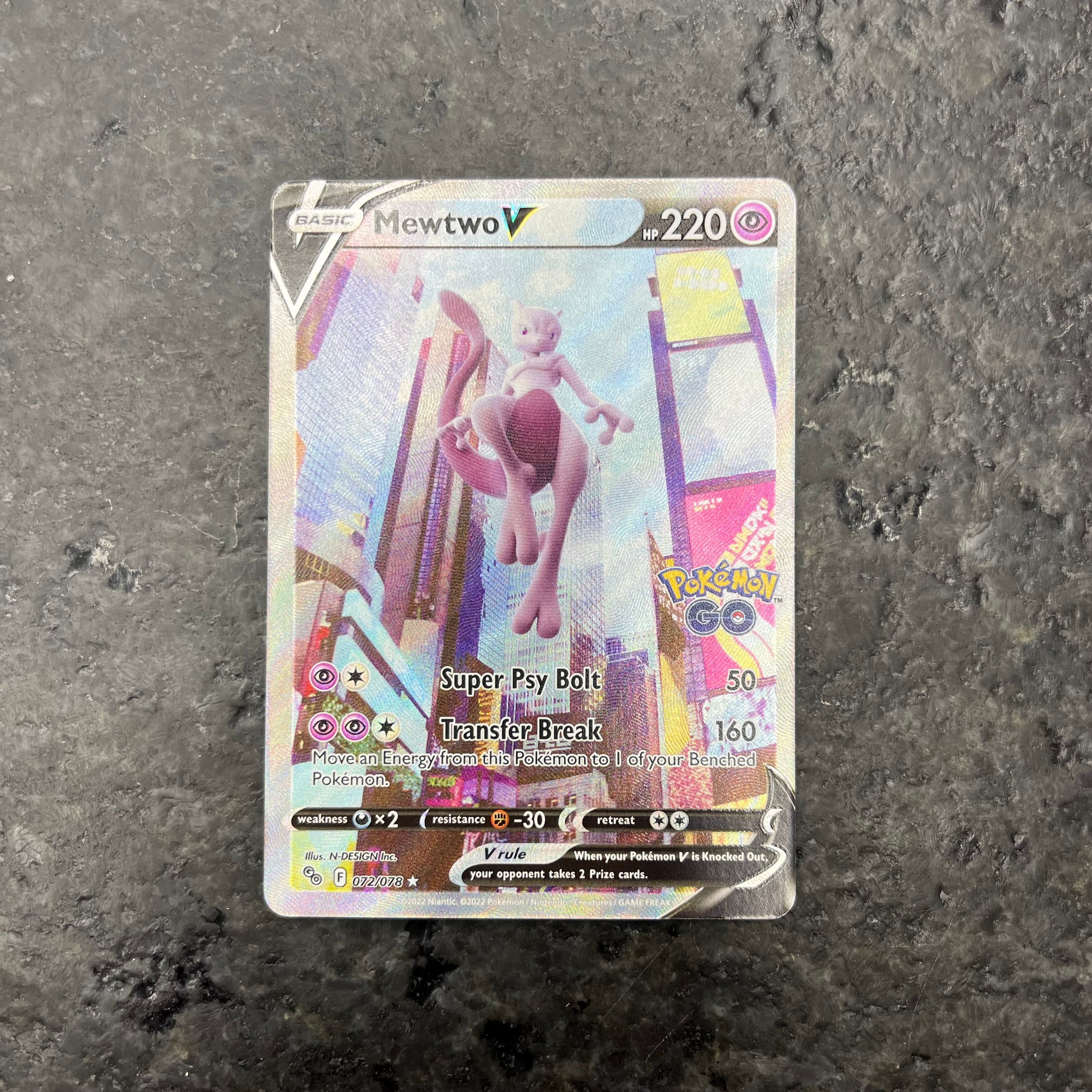MEWTWO V POKEMON GO ALT ART (NM) !STEAL!