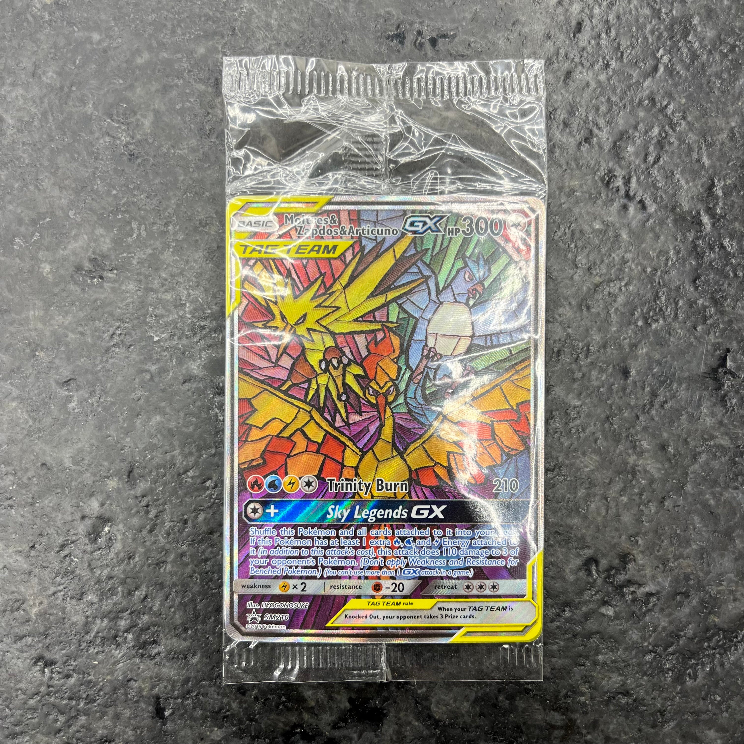 MOLTRES & ZAPDOS & ARTICUNO GX TAG TEAM BLACK STAR PROMO (SEALED)