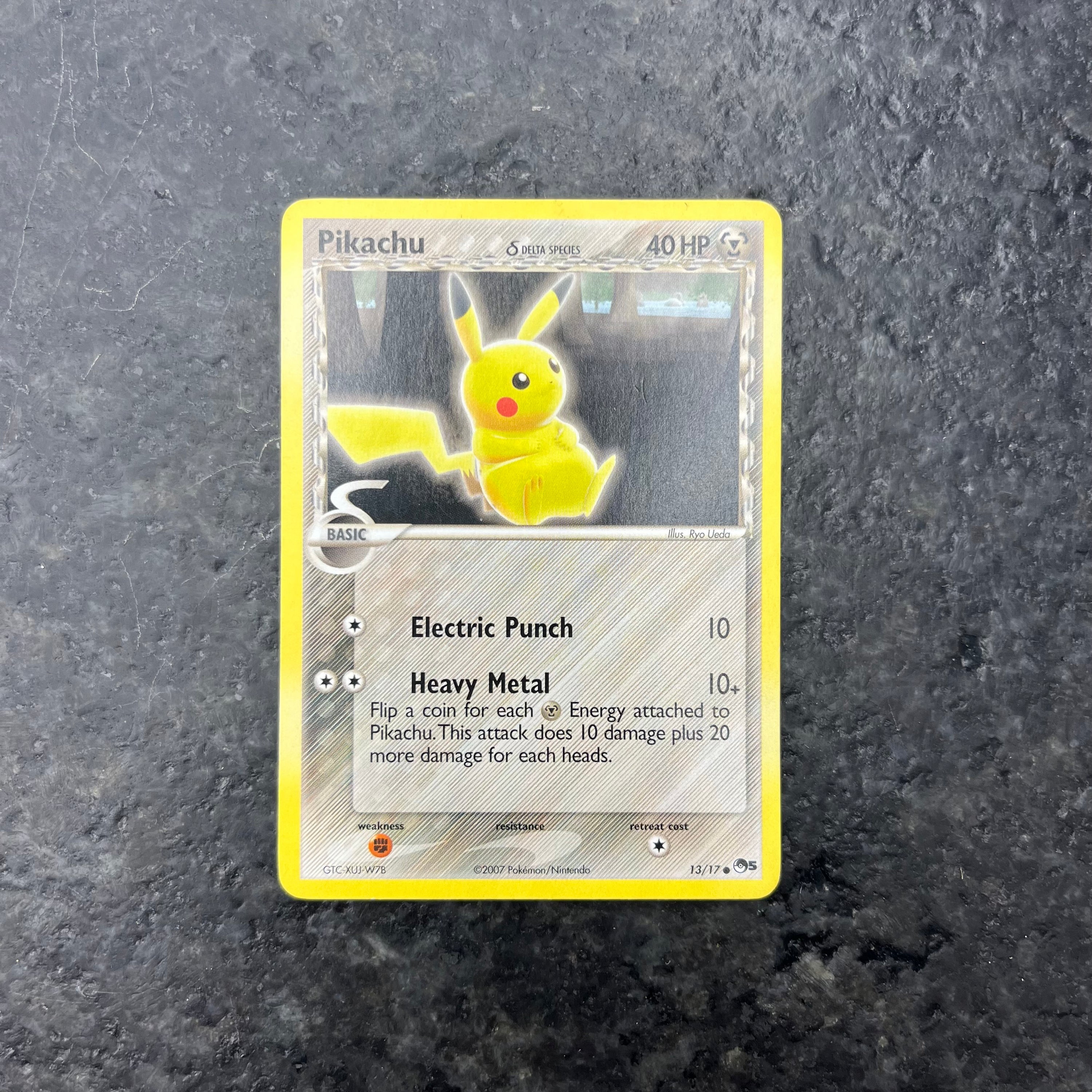 PIKACHU DELTA SPECIES POP SERIES 5 13/17 (LP)