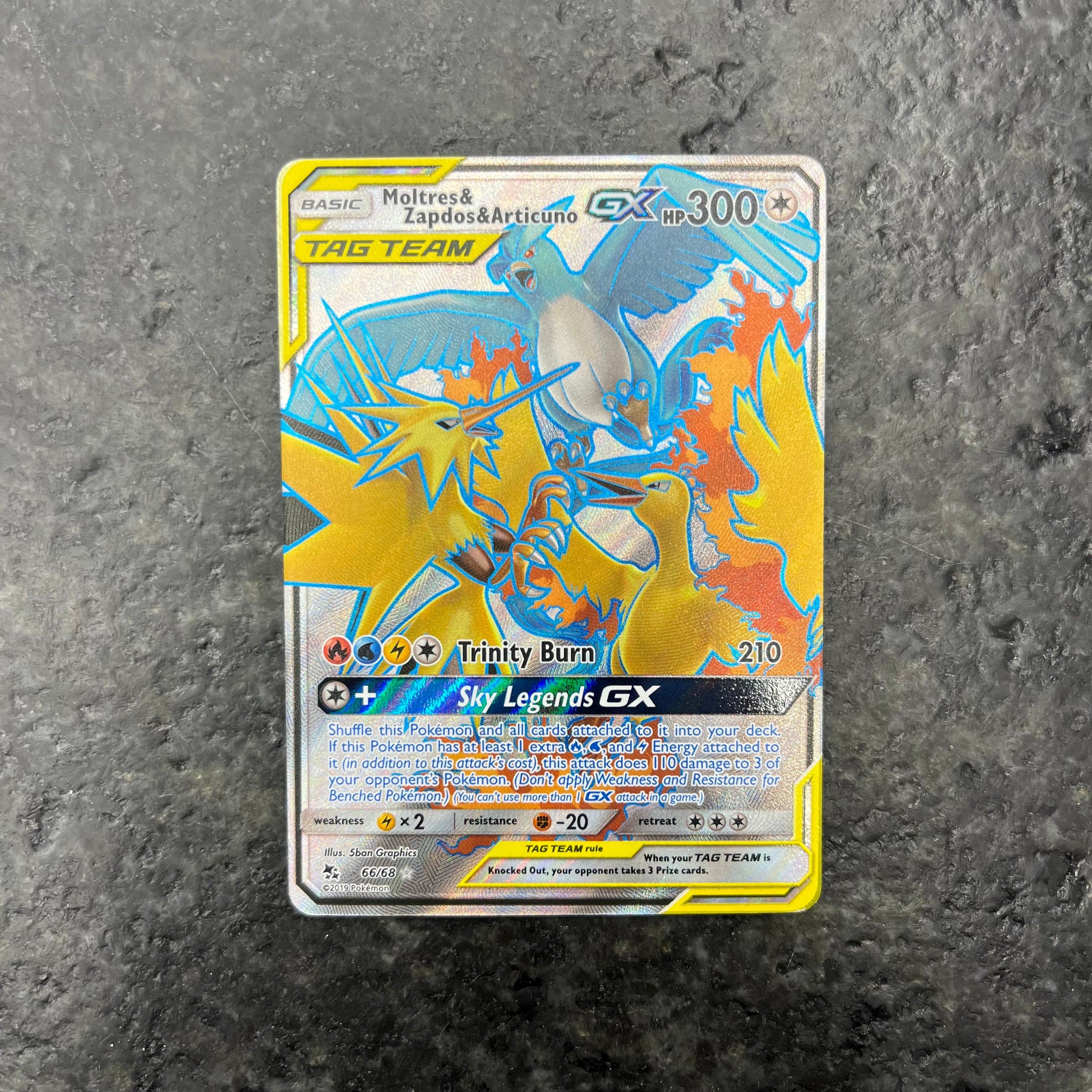 MOLTRS & ZAPDOS & ARTICUNO GX TAG TEAM FULL ART 66/68 (NM)