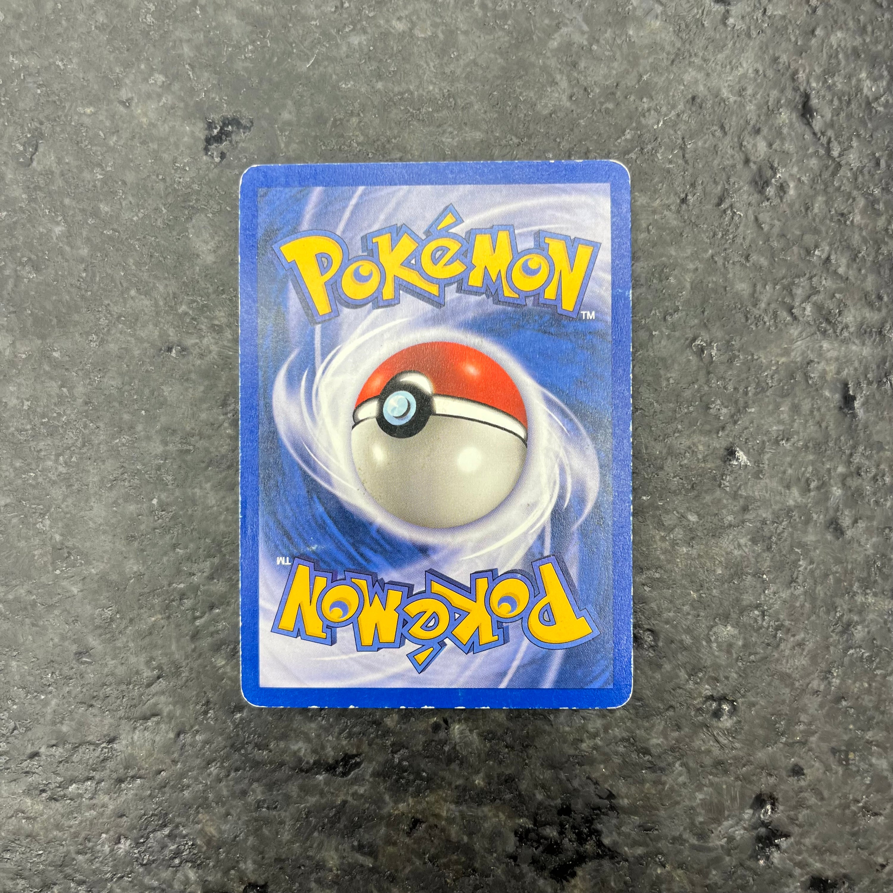 DARK MAGNETON SWIRL HOLO 11/82 (MP)