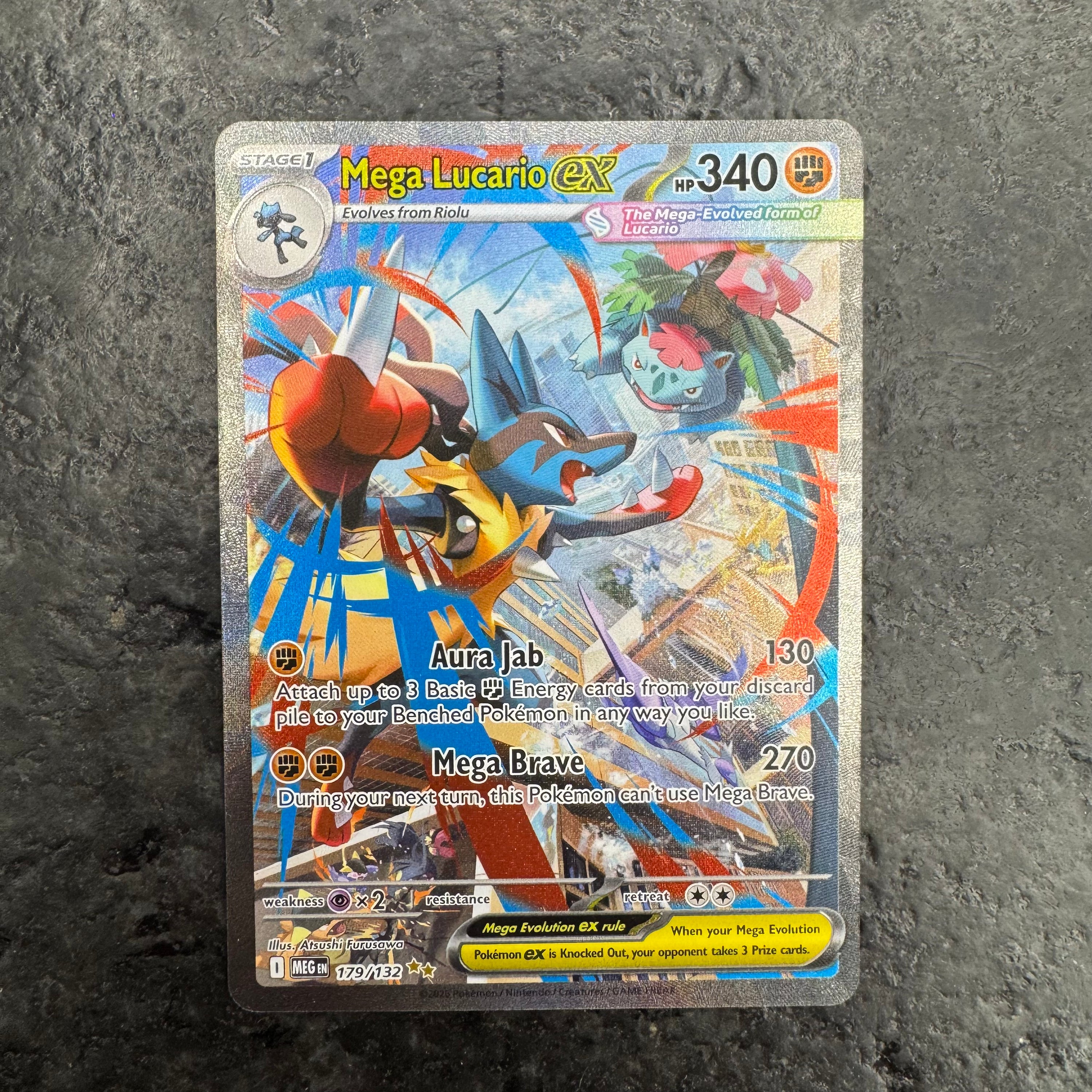 MEGA LUCARIO EX SIR 179/132 (NM)