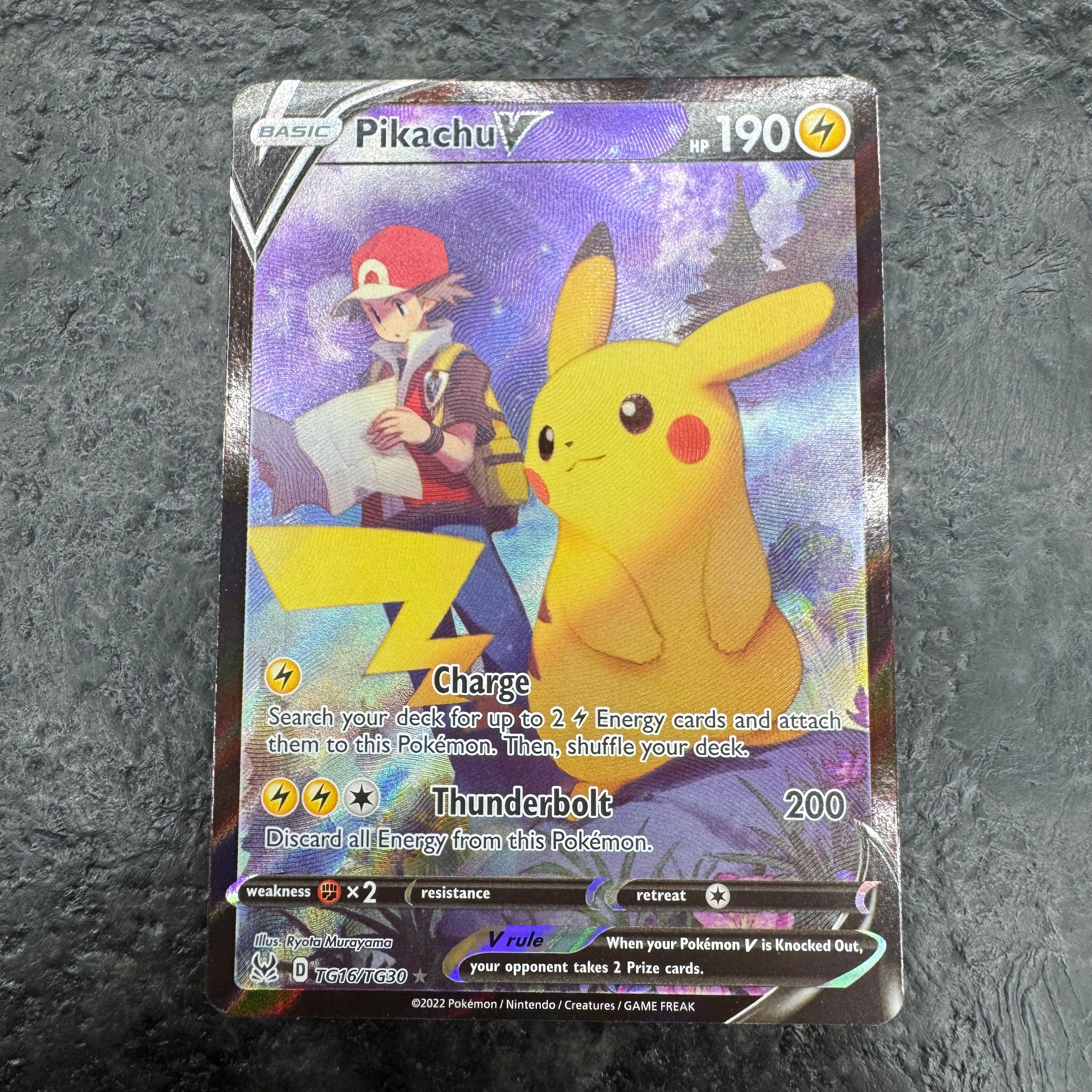 PIKACHU V TRAINER GALLERY TG16/TG30 (NM)