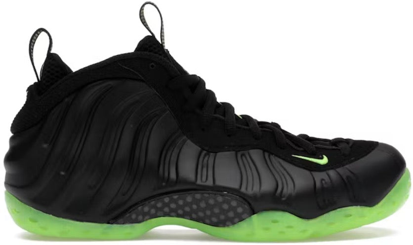 NIKE AIR FOAMPOSITE ONE “BLACK VOLT”