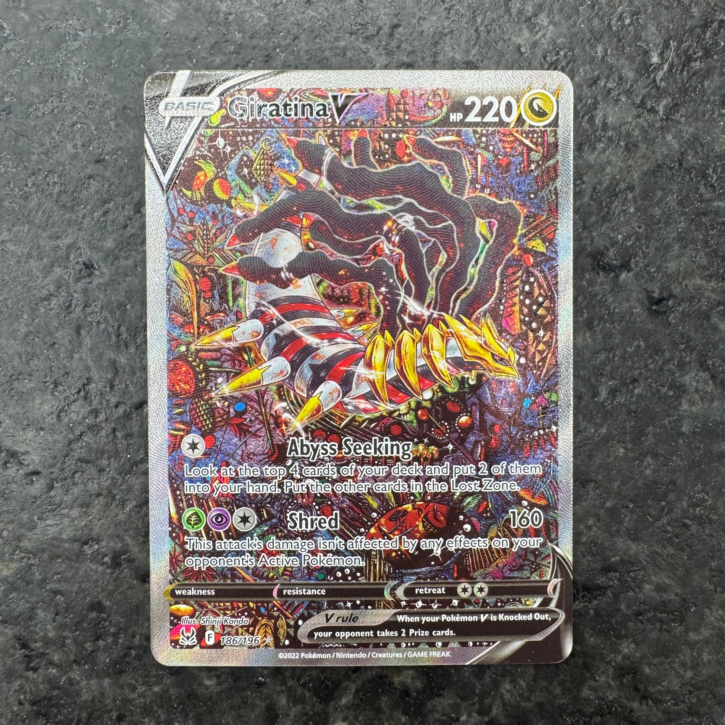 GIRATINA V ALT ART 186/196 (NM)