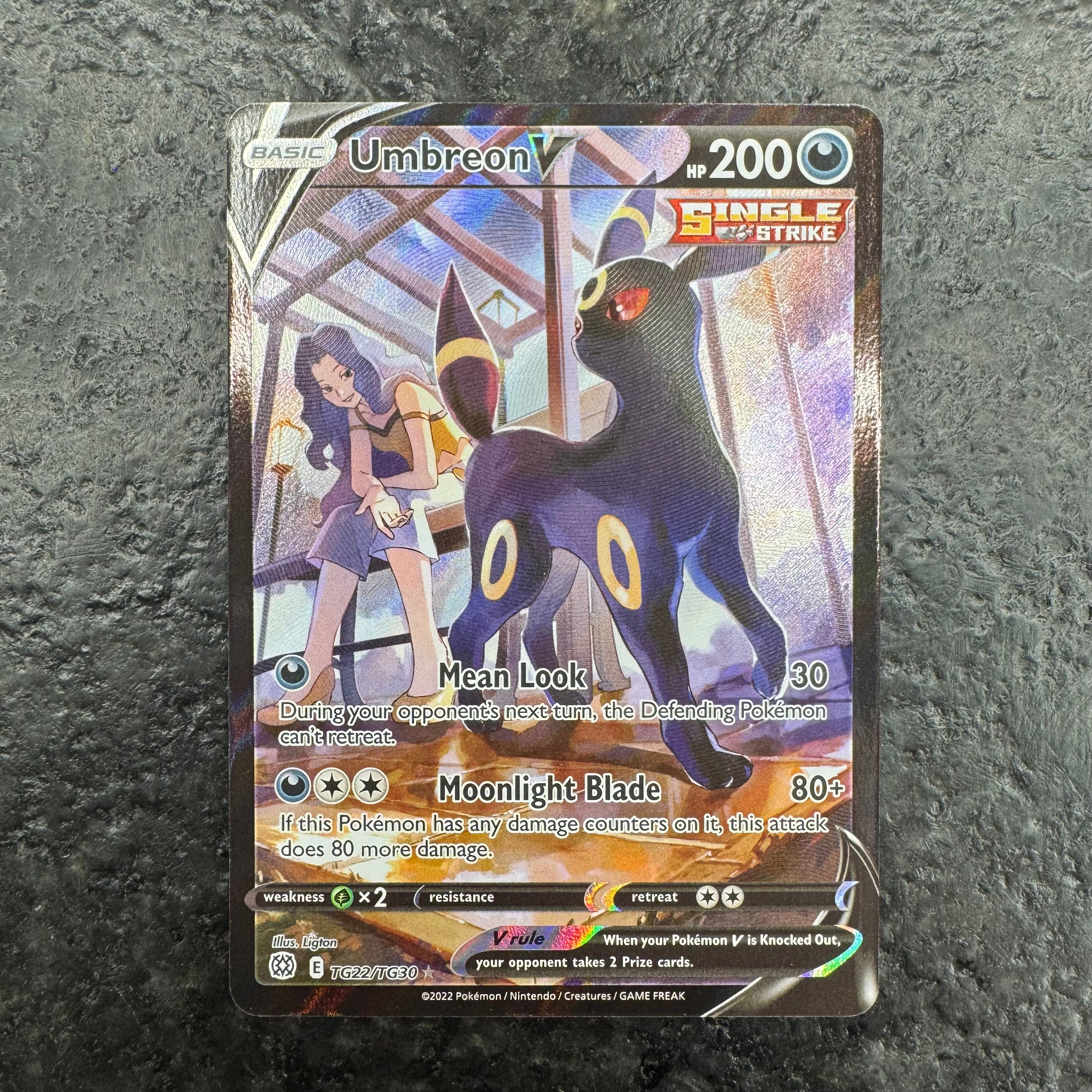 UMBREON V TRAINER GALLERY TG22/TG30 (NM)