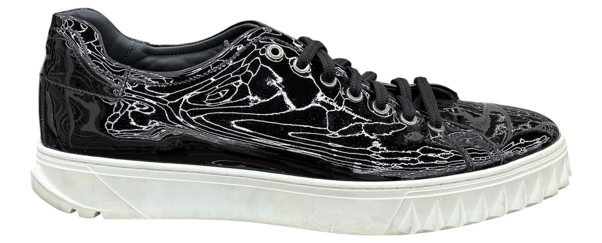 SALVATORE FERRAGAMO LOW TOP PATENT LEATHER SNEAKER