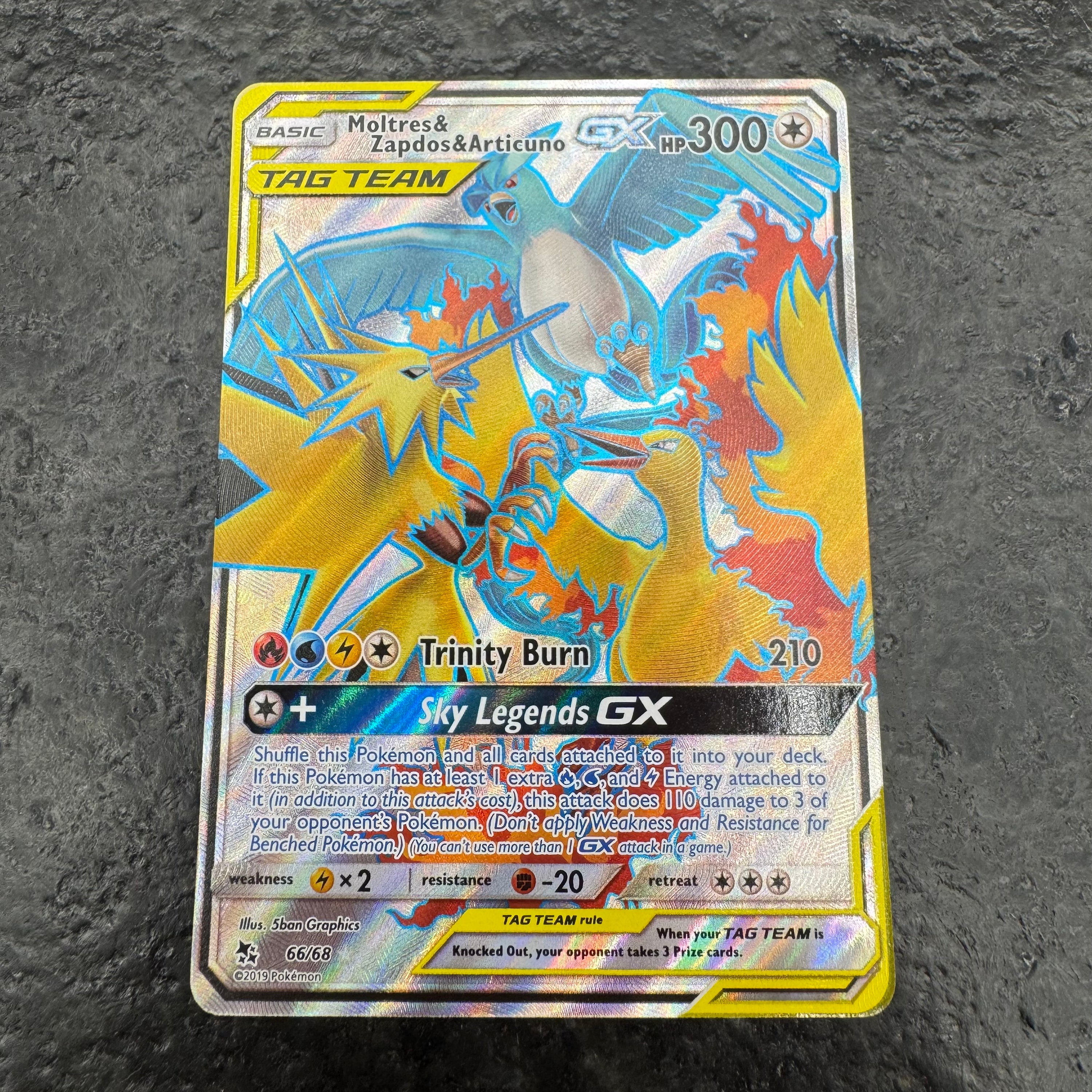 MOLTRES & ZAPDOS & ARTICUNO GX FULL ART 66/68 (NM)