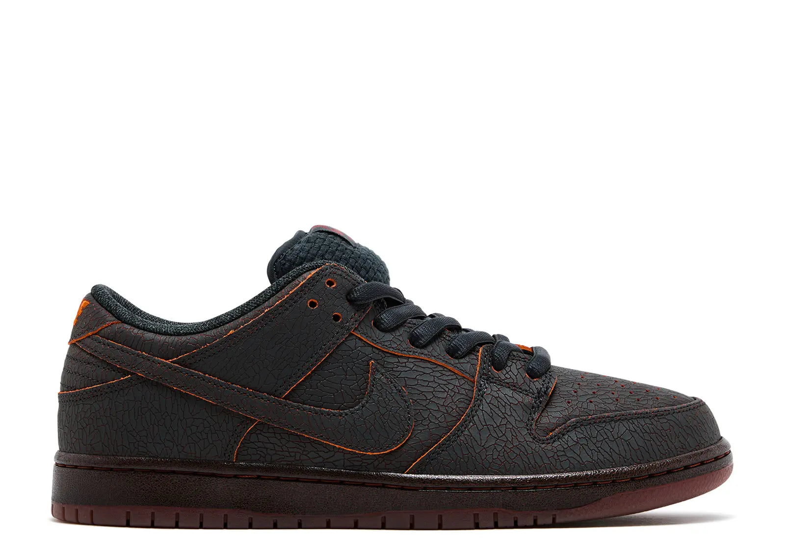 NIKE SB DUNK LOW “KRAMPUS”
