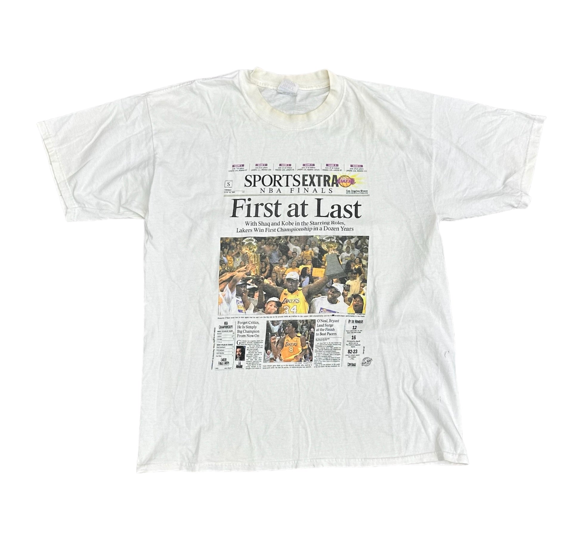 2000 “FIRST AT LAST” LAKERS CHAMPIONSHIP ARTICLE TEE (LR)