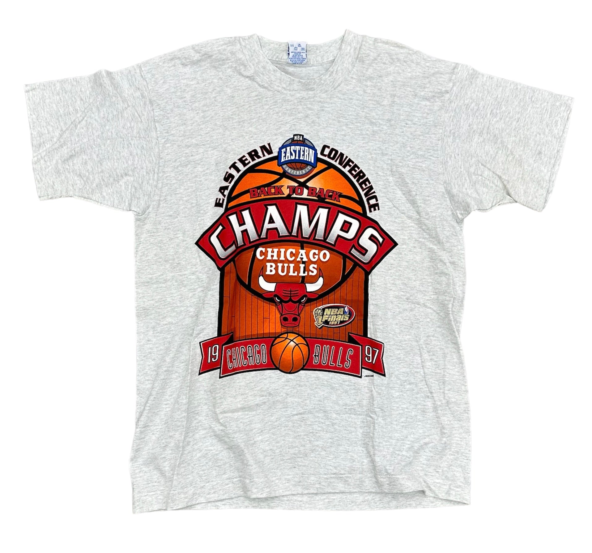 1997 CHICAGO BULLS BACK TO BACK EASTERN CONFERENCE CHAMPS TEE (LR)