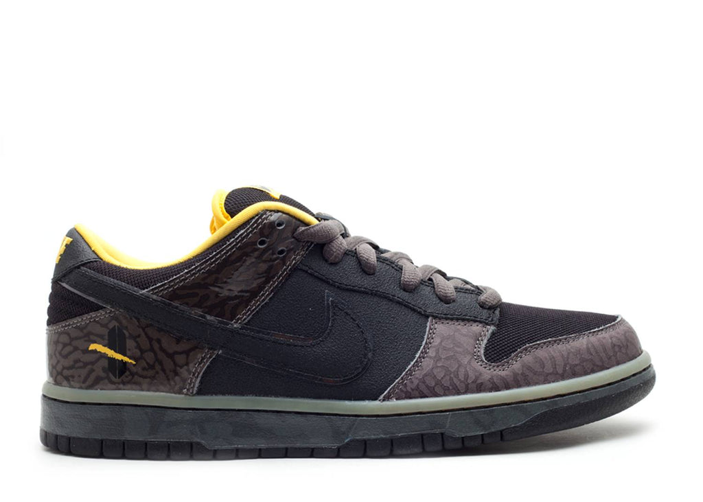 NIKE SB DUNK LOW “YELLOW CURB” (2010)
