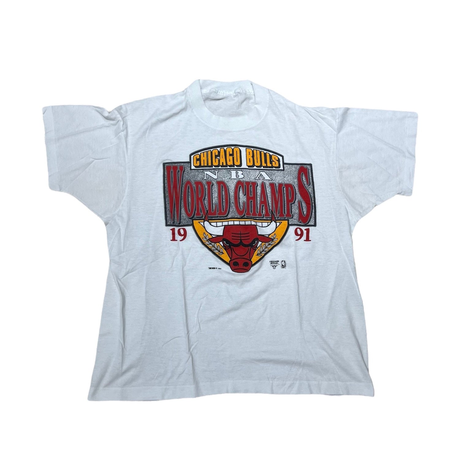 1991 CHICAGO BULLS WORLD CHAMPS TEE