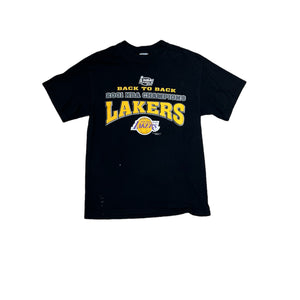 2001 LA LAKERS BACK TO BACK CHAMPS TEE (LR)